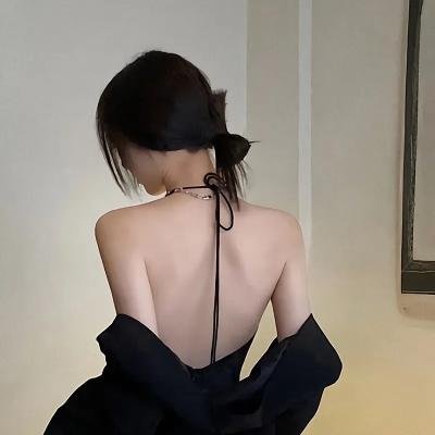 嘘，国王在冬眠